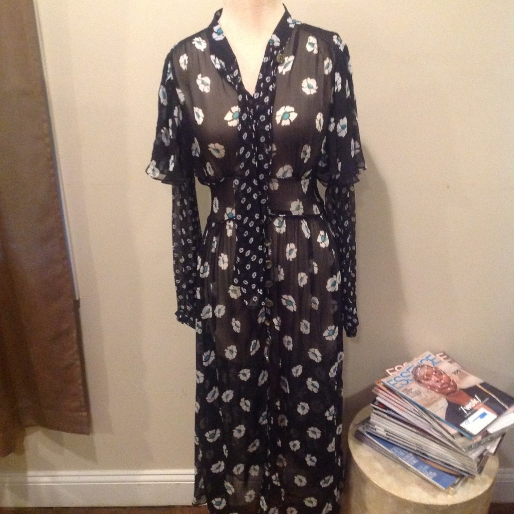 Long sleeve floral free people dress!😍😍